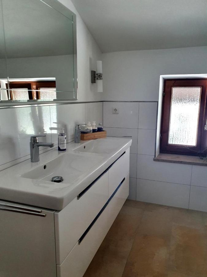 מארקוורטשטיין Feinzimmer Mit Feinkost & Wein מראה חיצוני תמונה